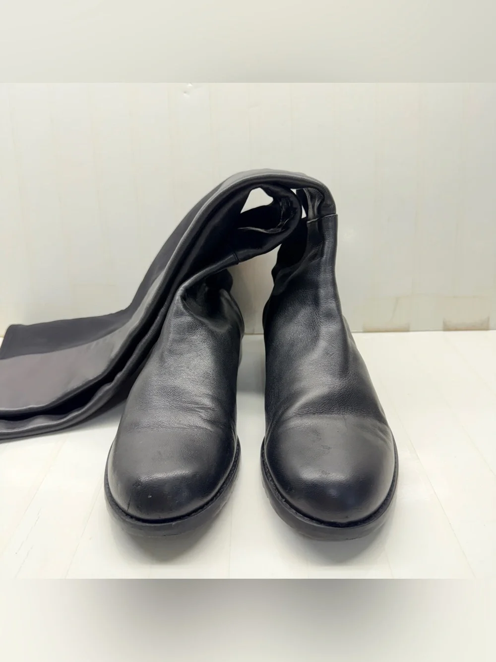 Stuart Weitzman 5050 Black Over-the-Knee Leather Boots, Size 9.5